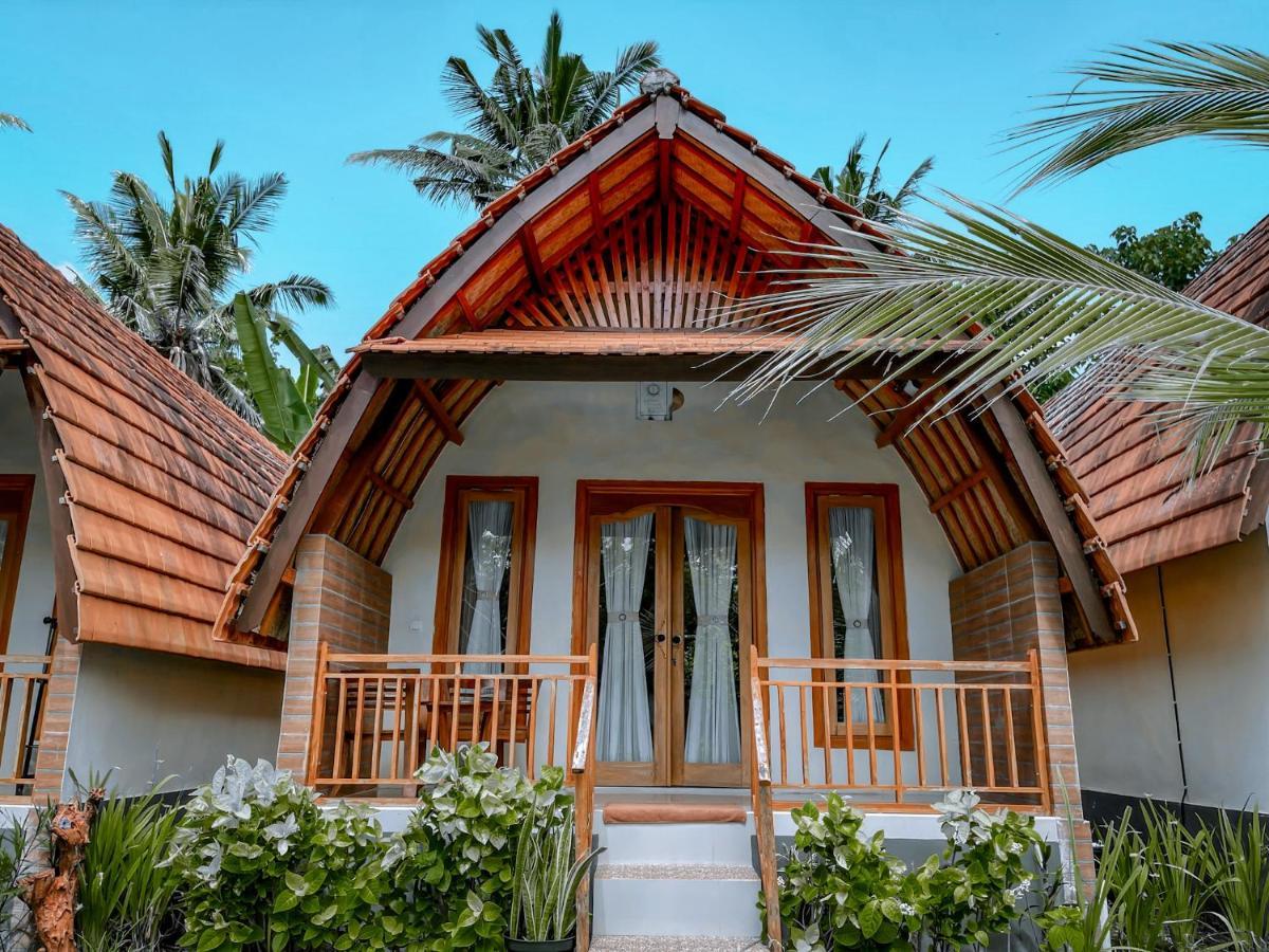 Mertha Sari Resto & Bungalow Klungkung Экстерьер фото