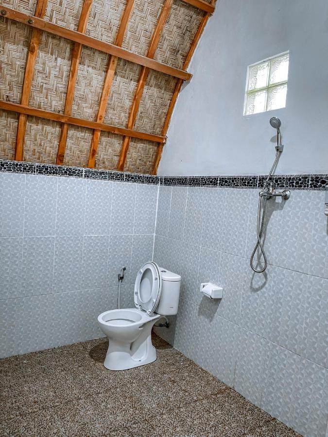 Mertha Sari Resto & Bungalow Klungkung Экстерьер фото